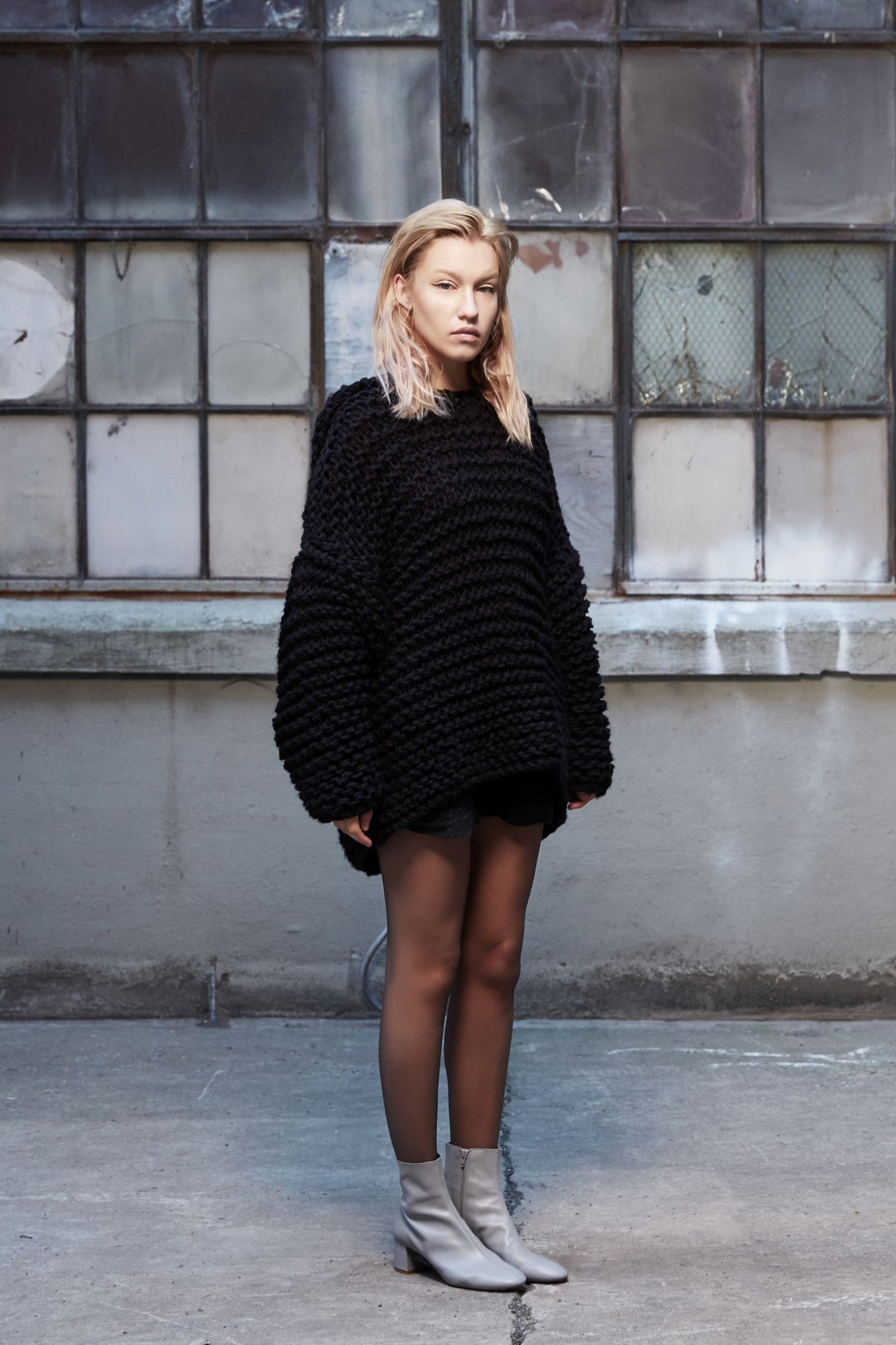 COCOON SWEATER